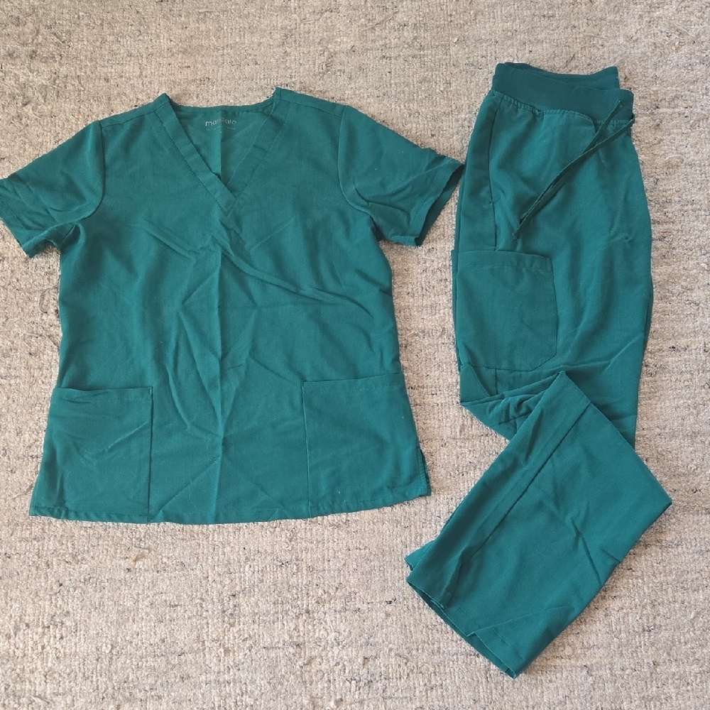 Mandala Scrub Set - Hunter Green